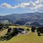 La Colline Du Baa - D'exception Bed & Breakfast 4*